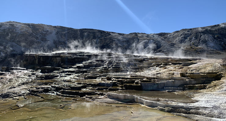 Yellowstone_Mammoth Hot Springs_2k Yellowstone_Mammoth Hot Springs_2k